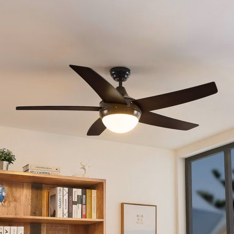Ventilatore da soffitto Lindby con luce Auraya, silenzioso, nero Auraya, Nero, Soggiorno / Sala da pranzo, Metallo, Moderno