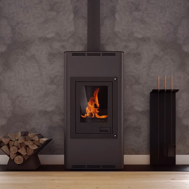 Termocamino HS FLAMINGO AQUAFLAM 12 con scambiatore di calore regolazione base nero