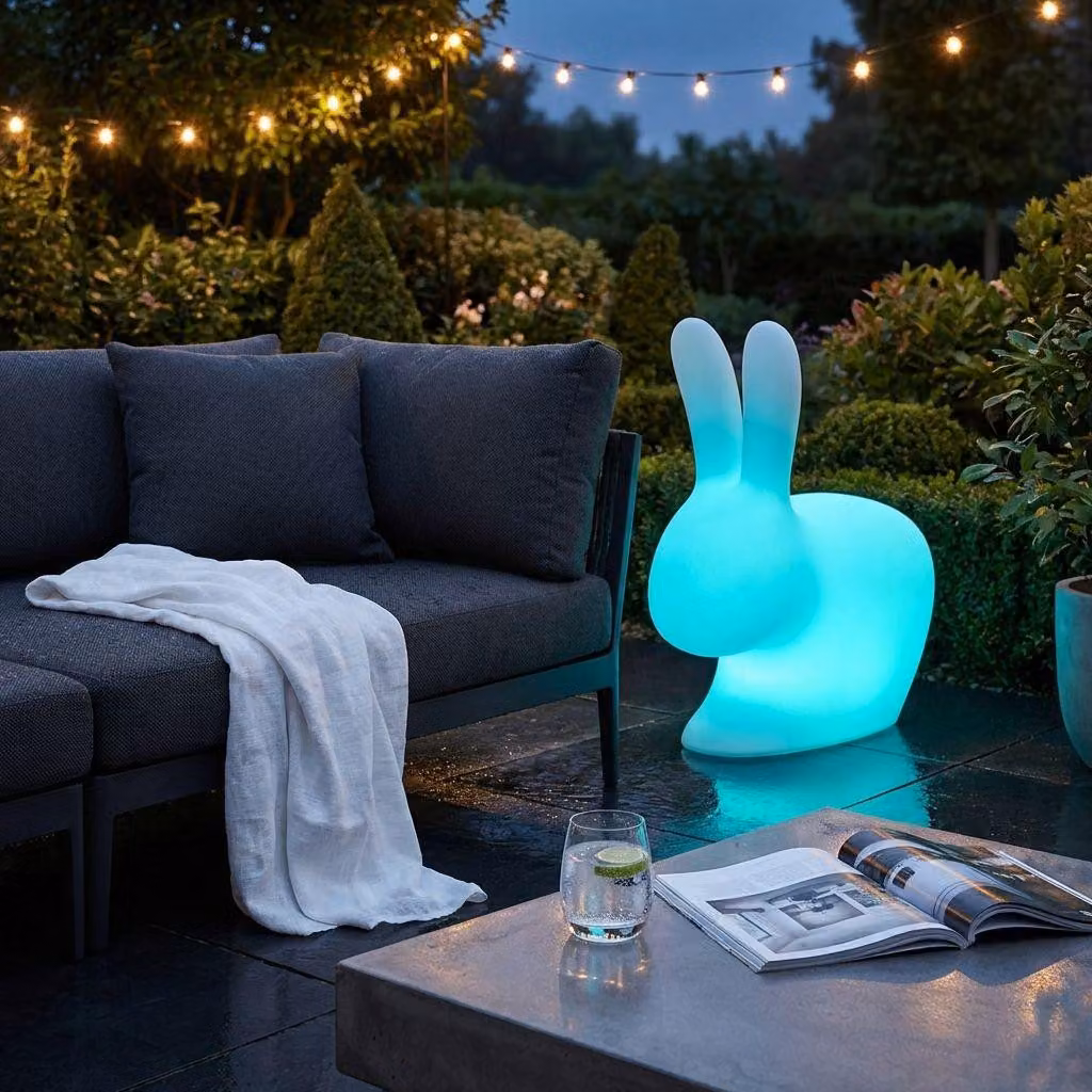 Milani Home - coniglio luminoso da giardino con luce bianca, 39 x 68 x 79 cm, decorazione luminosa da esterno in polietilene