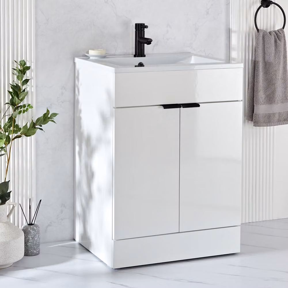 Mobile Bagno a Terra Bianco da 610mm con Lavabo e Maniglie Nere con Impugnatura a Dito - Cluo