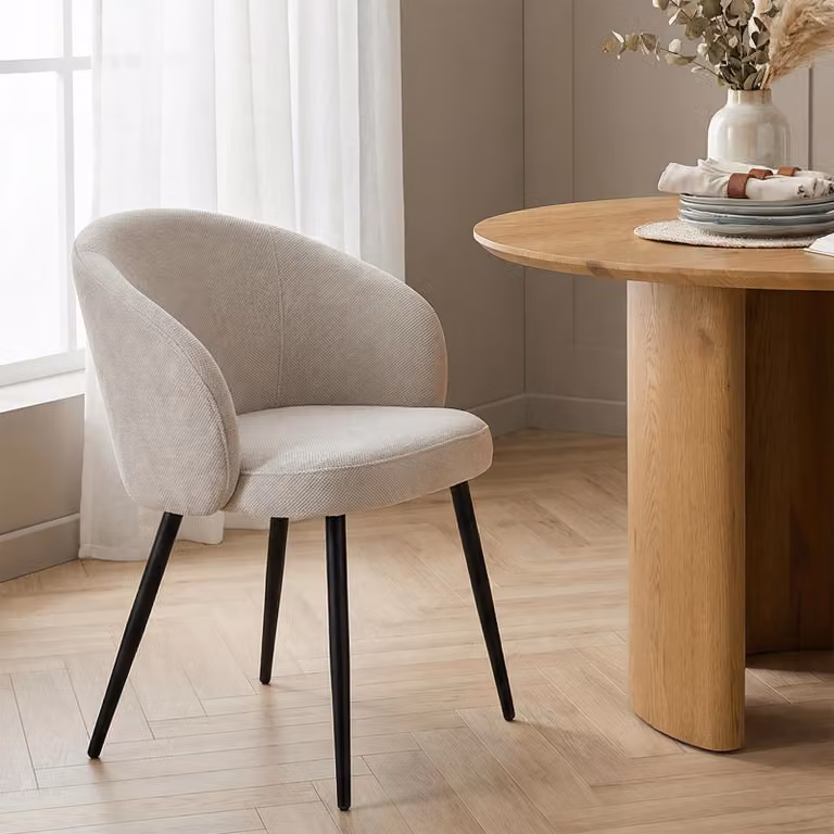 Set di 2 sedie da pranzo KURSI, grigio - Sedie di design con schienale morbido e arrotondato, sedie da cucina per un elevato comfort di seduta, sedia imbottita con robusto telaio in metallo [portata massima 140 kg]