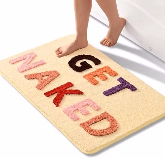 Tappeto da Bagno Antiscivolo QJHOMO in Microfibra Beige con Lettere Colorate, Lavabile in Lavatrice, 60 x 90 cm
