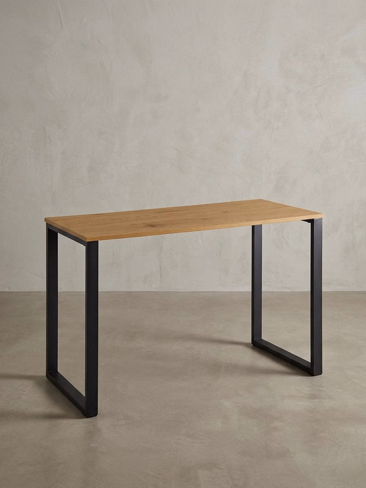 Scrivania in rovere, robuste gambe in metallo, versatile, stabile, moderna. 120x60x76 cm | Kadima Design