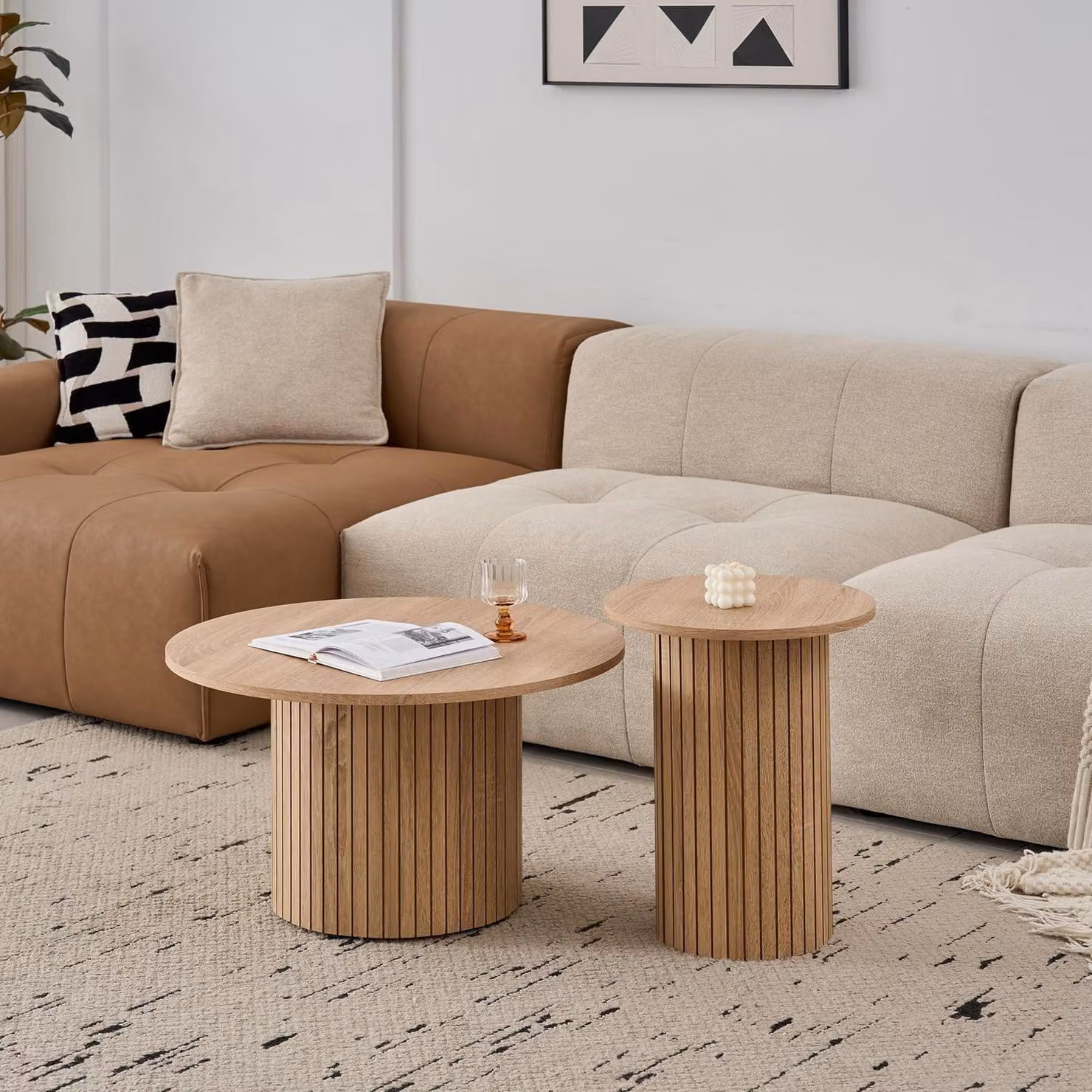Tavolini rotondi, design con superficie scanalata, effetto legno, set da 2