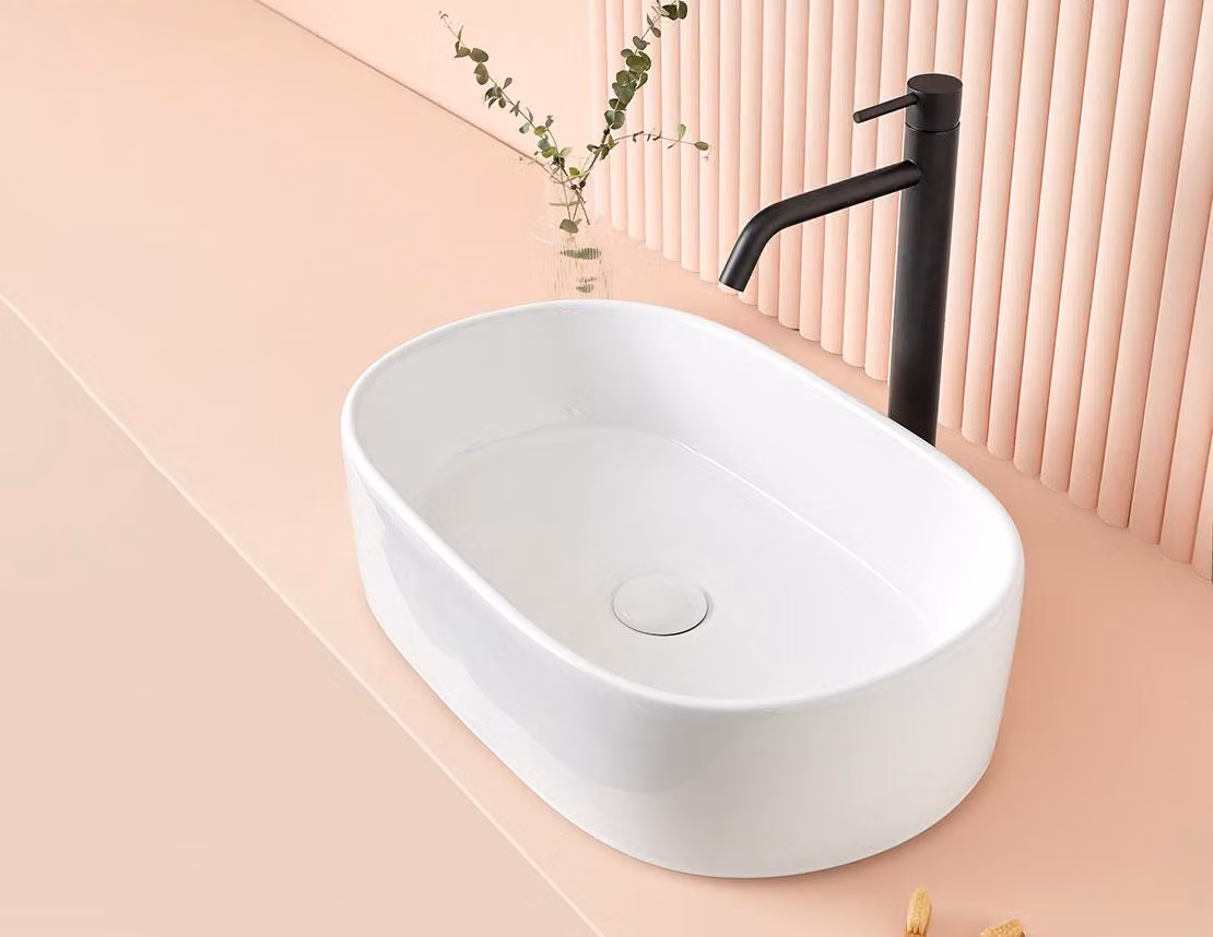 Lavabo da appoggio VERONA 56 cm x 36 cm x 14,5h con valvola a stelo "ClickClack", bianco