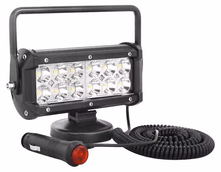 Luce da lavoro, potenza 42 W, doppio angolo di fascio, spot 36 W