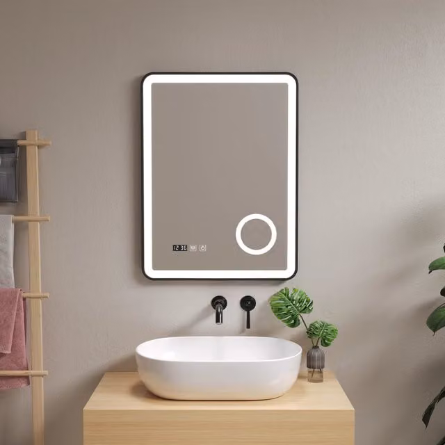 Specchio da parete LED pro.tec Pescara con cornice nera, touch switch e regolabile, L: 50 cm, H: 70 cm