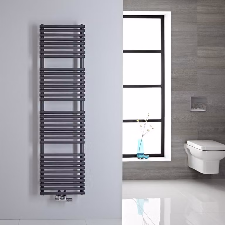 Scaldasalviette Antracite Attacco Centrale 1520x400mm 310W - Termoarredo Bagno - Magera