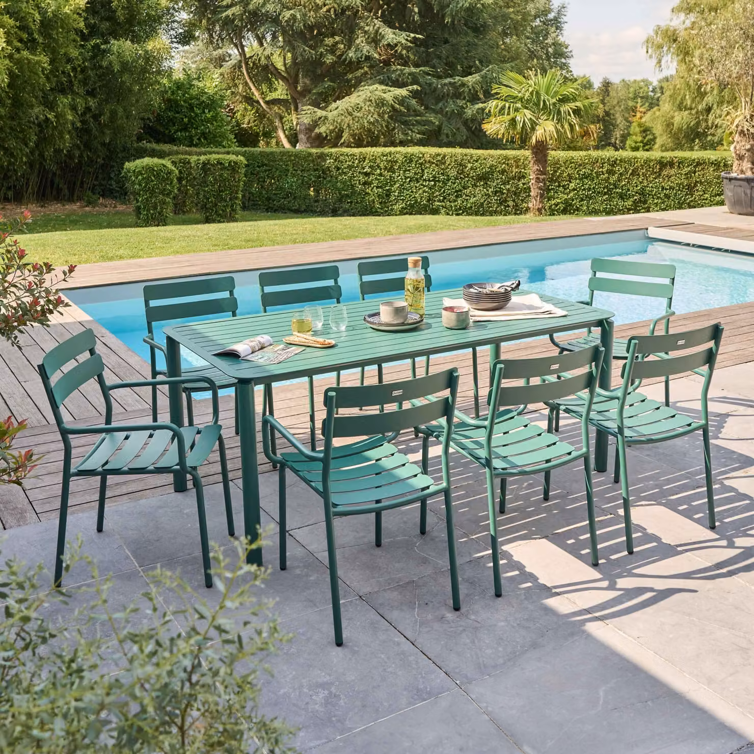 Tavolo da patio quadrato (185 x 92 cm) e 8 poltrone verde scuro - Oviala Almada