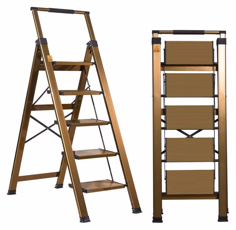 Scala a 5 gradini in alluminio con corrimano color champagne