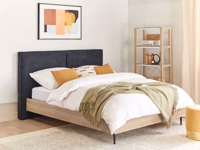Letto matrimoniale BELIANI in tessuto grigio scuro con testiera imbottita e base a doghe in legno, L/P/H: 160 x 200 x 112 cm – 1