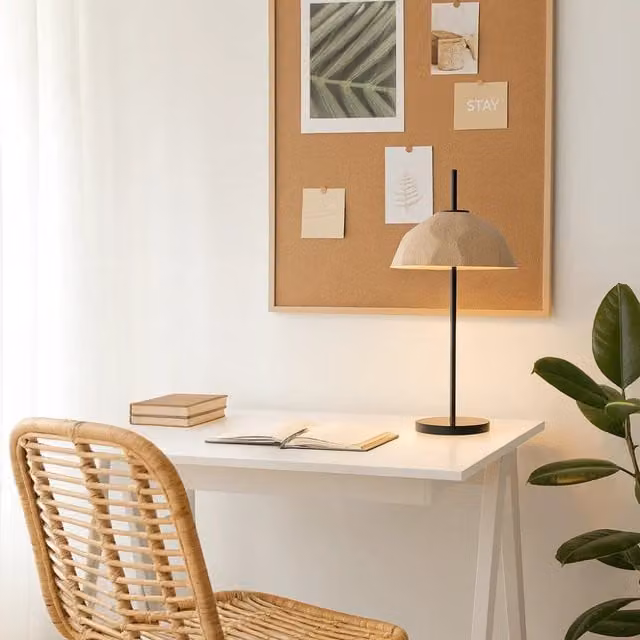 Lampada da tavolo Turtle Duzzle in carta e metallo beige