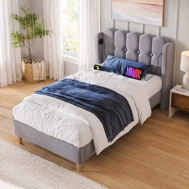 Letto singolo Mivray con rete a doghe, testiera imbottita e porte di ricarica USB, rivestito in lino grigio, L/P/H: 200 x 90 x 103 cm