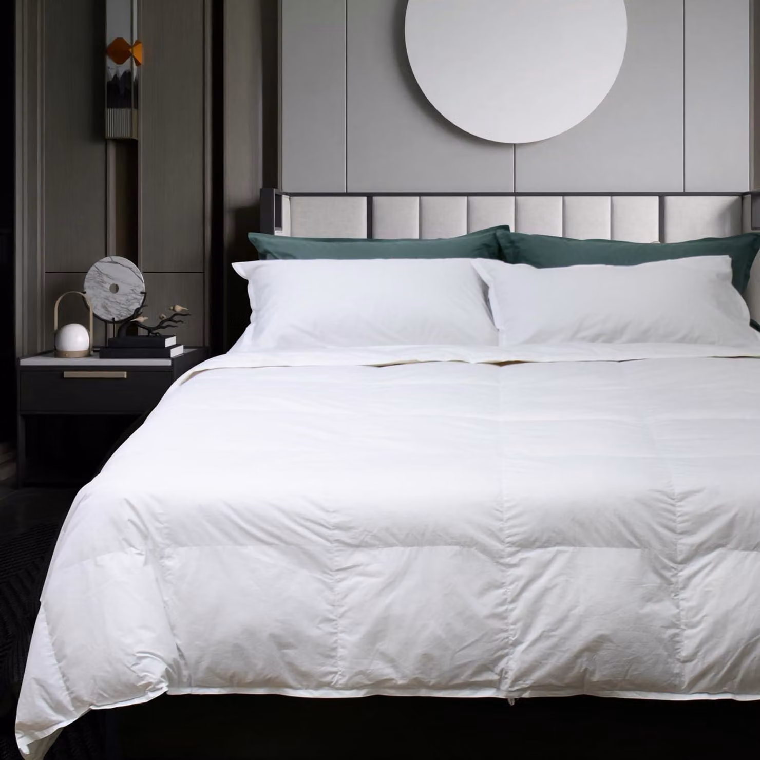 Coperta in piuma, dimensioni 155x205 cm, peso 235 g/m², 100% cotone, colore bianco