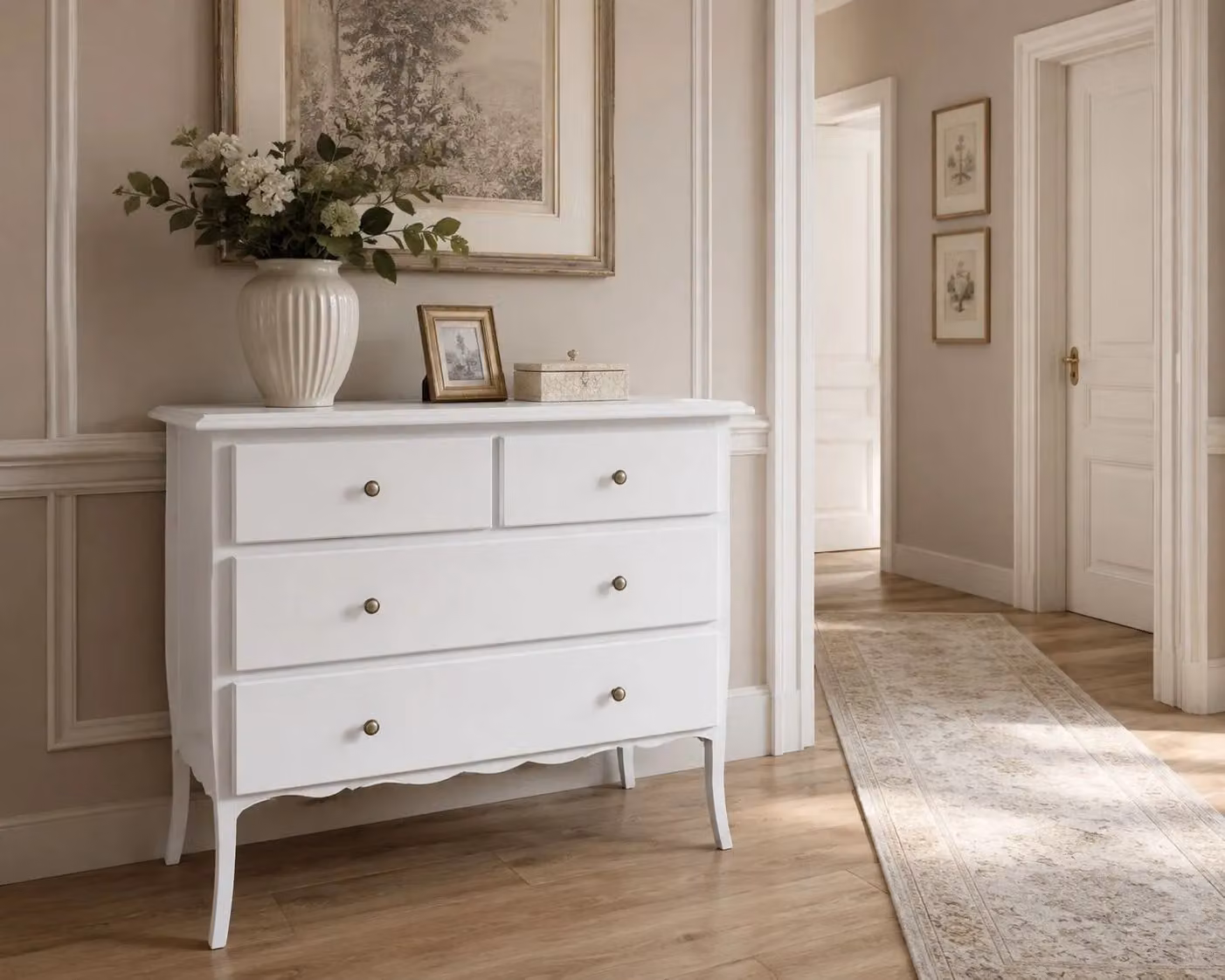 Comò classico con 4 cassetti Mobili 2G bianco opaco L: 112 cm, P: 52 cm, H: 91 cm – 1