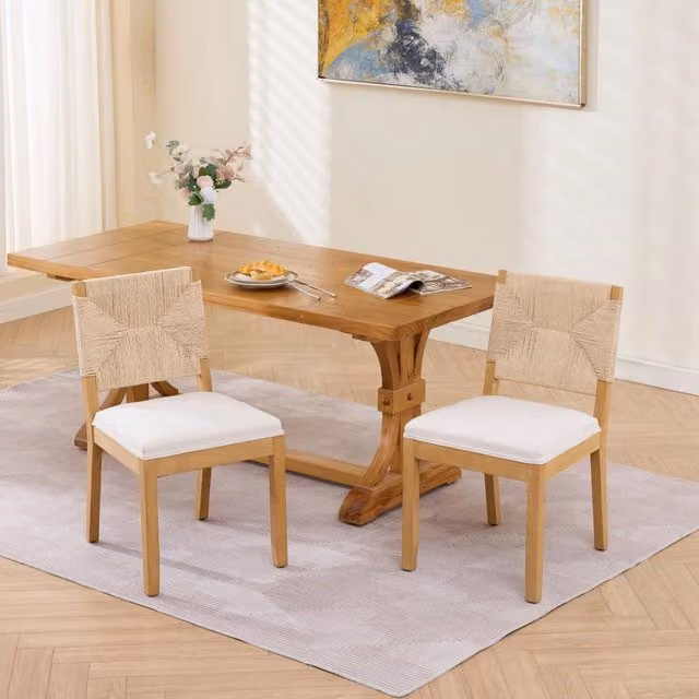 Set di 2 sedie da pranzo SINGULARTY in stile mid-century con schienale in rattan, struttura in legno naturale e cuscini in tessuto beige