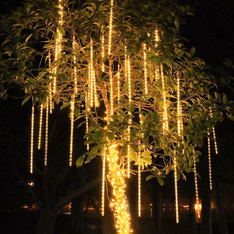 192 LED Meteor Shower Fairy Lights Luci impermeabili di Natale Meteor Icicle, bianco caldo