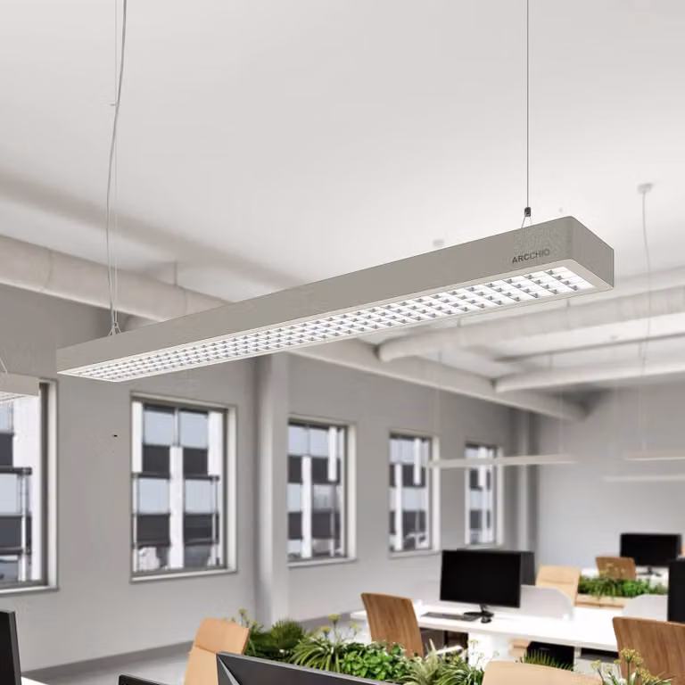 Lampada LED a sospensione da ufficio Arcchio Susi, argento, 120 cm, 4000K, DALI Susi Arcchio, dimmerabile, Alluminio / Grigio / Zincato, Studio / Ufficio, Alluminio, Moderno