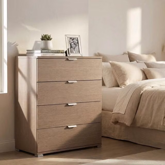 Cassettiera DAMIAN con 4 cassetti in legno composito beige opaco L: 75 cm, P: 38 cm, H: 85 cm
