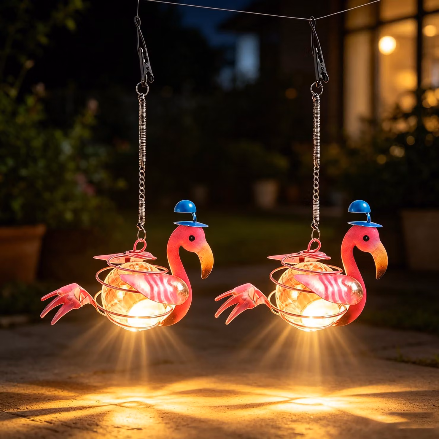 Confezione da 2 lampade solari a forma di fenicottero, grado di protezione IP44, da appendere, con 56 LED, colore giallo