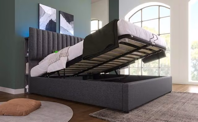 Letto matrimoniale imbottito in lino grigio 160x200 cm con LED app, prese USB e Type-C e contenitore