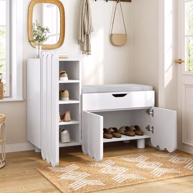 Scarpiera con seduta imbottita grigia, 3 ante e cassetto, design compatto per ingresso, in MDF bianco, 90 × 35 × 74.5 cm