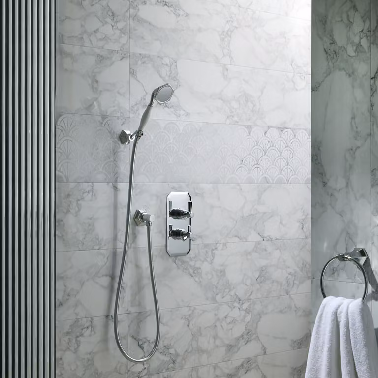 Kit Doccia con Miscelatore Termostatico con Doccetta Art Deco (1 via) - Cromato - Earlham