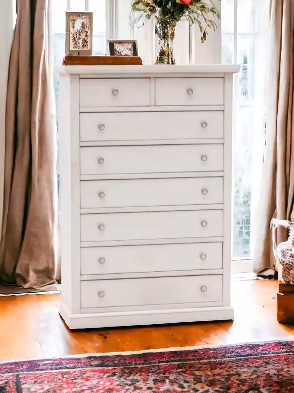 Cassettiera con 8 cassetti in legno bianco anticato e pomoli argento Mobili 2G L: 87 cm, P: 40 cm, H: 126 cm – 2
