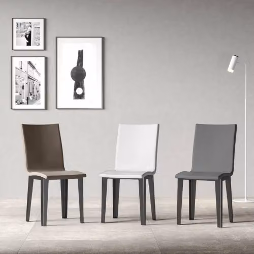 Sedia Armida Soft in ecopelle con gambe in legno Itamoby