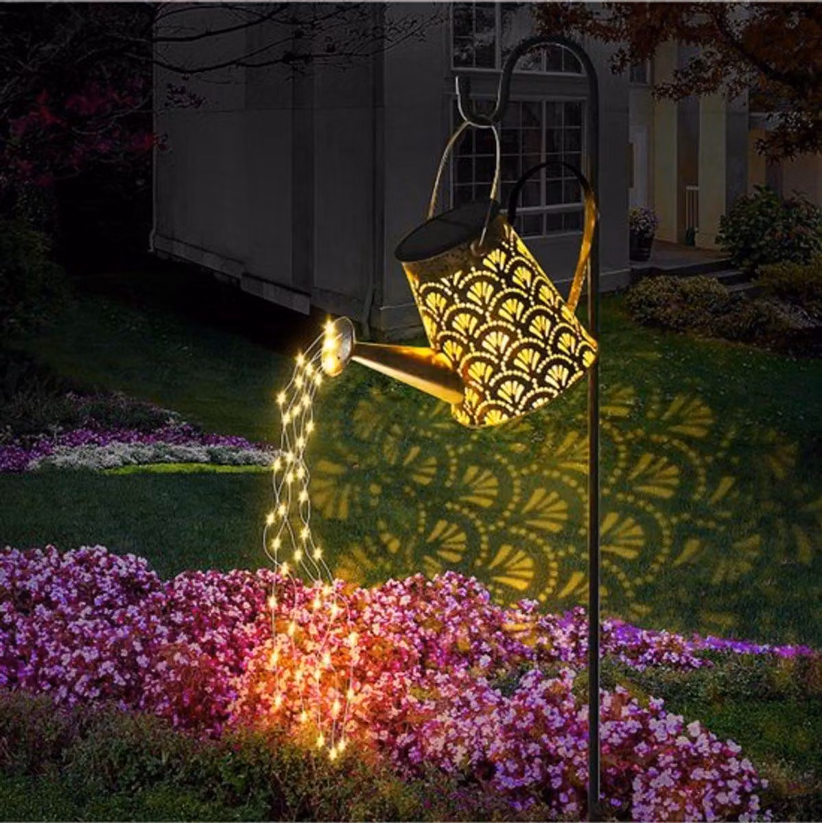 Lampada da giardino a forma di annaffiatoio – Illuminazione da giardino a LED IP65, luce bianca calda