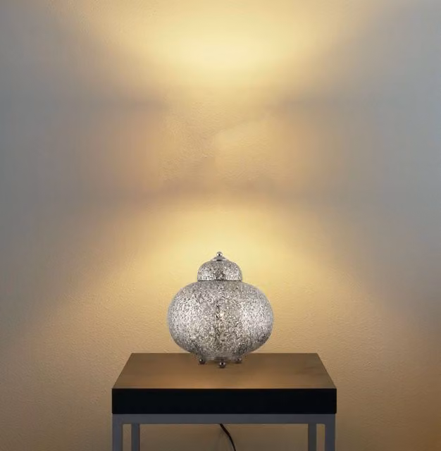 Abatjour Contemporaneo Searchlight in Acciaio Grigio con Design Traforato Moroccan e Attacco E27