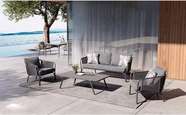 Set da giardino Nora di GIORDANOSHOP in alluminio con divano, 2 poltrone e tavolino, colore antracite e grigio