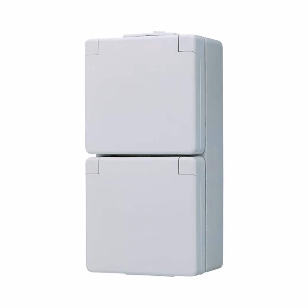 Presa di corrente Jung SCHUKO, 2 canali 16A 250V verticale 622 W