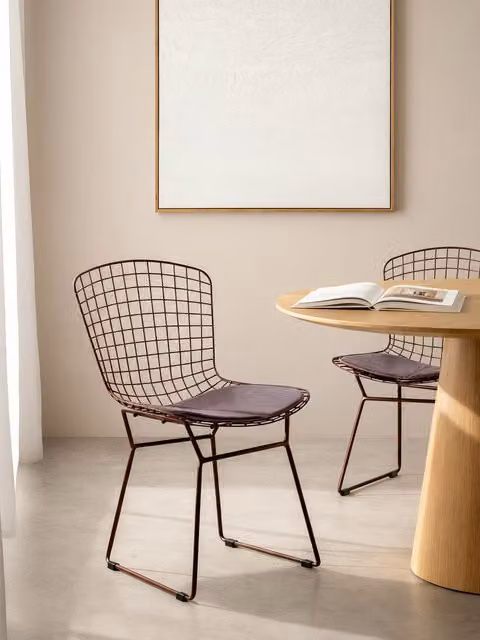 Sedia moderna Mondra Kenay Home in metallo laccato color bordeaux e similpelle rossa e marrone