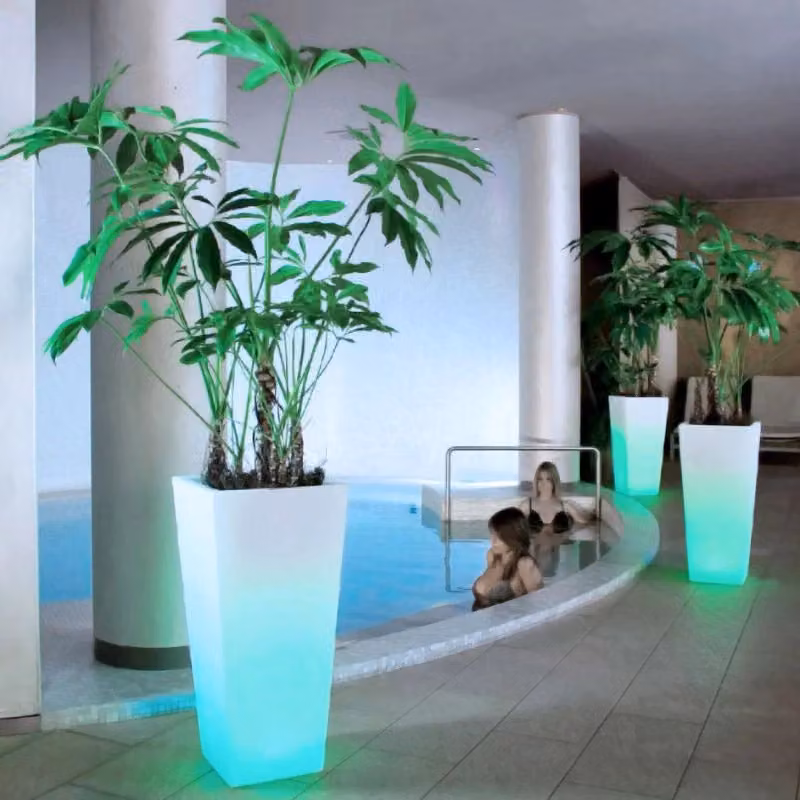 Vaso Luminoso da Giardino LED GIORDANOSHOP Bianco con Effetto Legno, L/P/H: 30 x 30 x 60 cm – 2