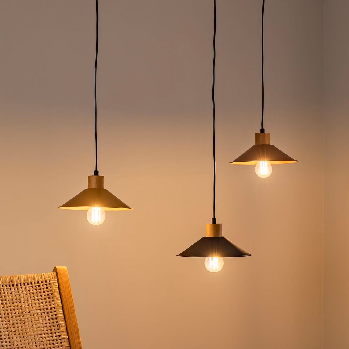 Lampada a sospensione Manavgat N-554 Opviq, dimmerabile, Multicolore, Soggiorno / Sala da pranzo, Metallo, Moderno, Lampada a sospensione