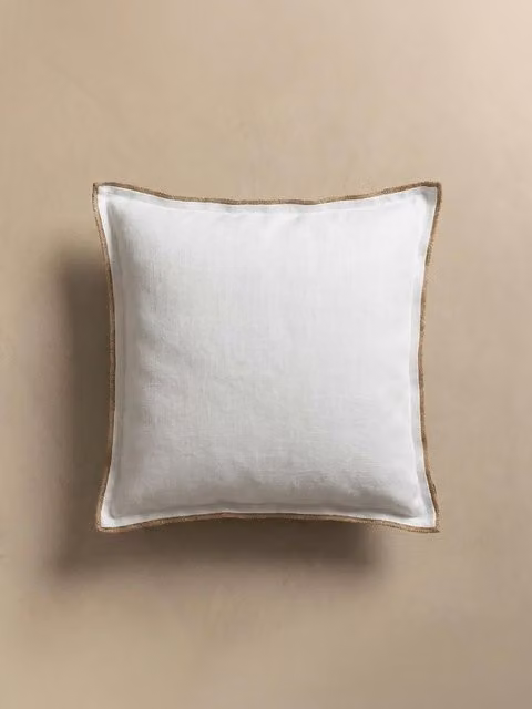 Cuscino quadrato in lino bianco Pure di Kenay Home con fodera lavabile e rimovibile