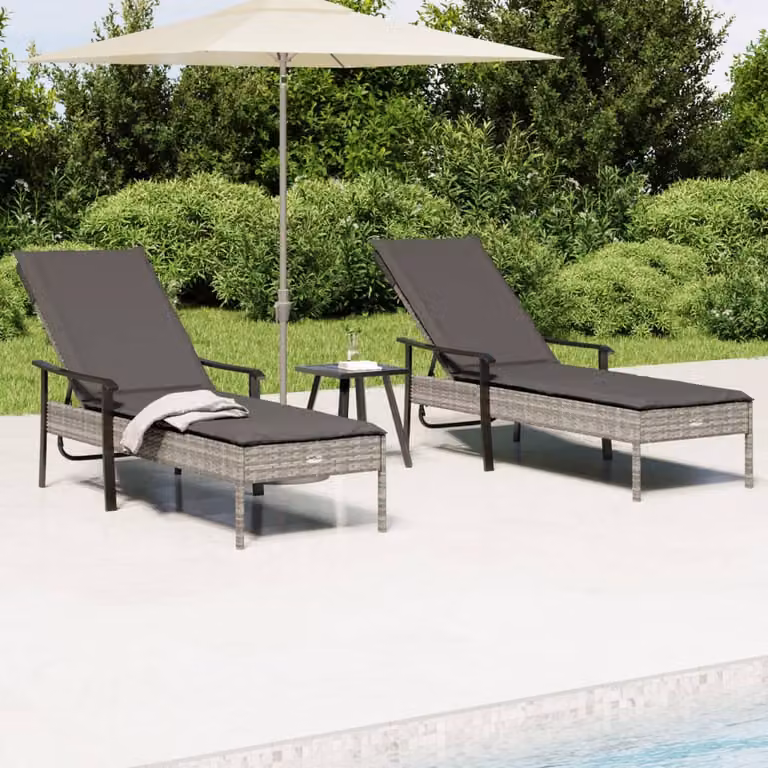 Set di 2 lettini prendisole vidaXL con tavolino e cuscini in polyrattan grigio antracite