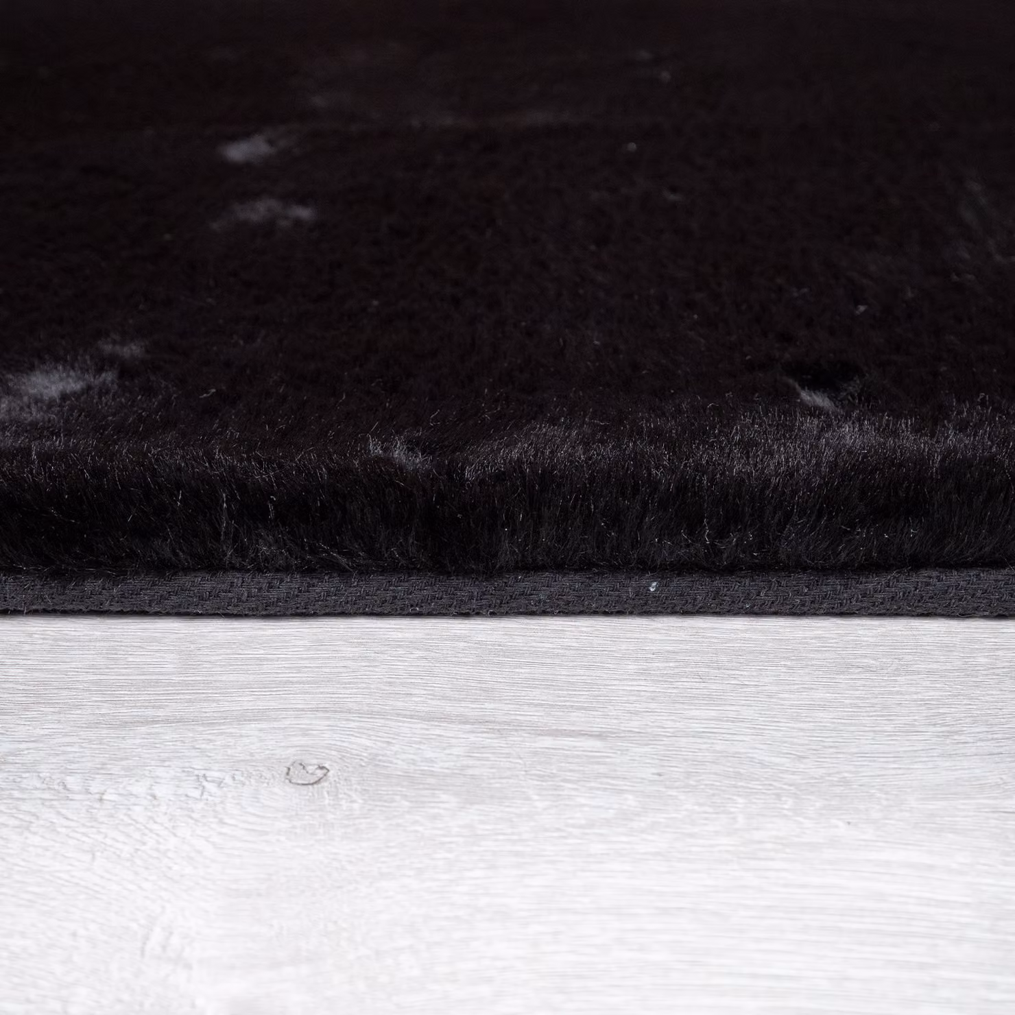 Tappeto Fluffy in ecopelliccia nero L: 200 cm, P: 290 cm – 4