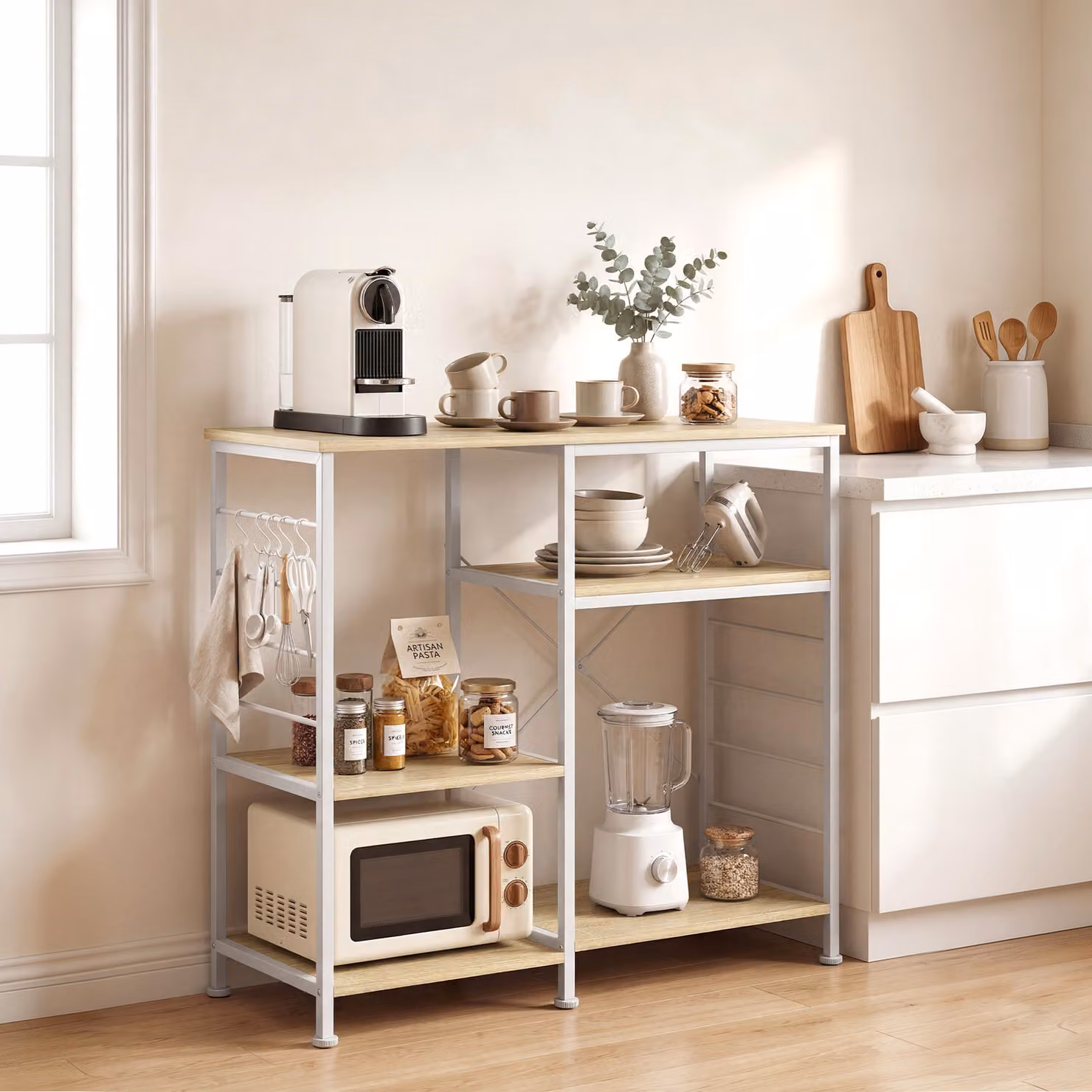 Scaffale da cucina salvaspazio HOMCOM in legno e metallo con 5 ganci, colore rovere, L: 90 cm, P: 39 cm, H: 83,5 cm – 2