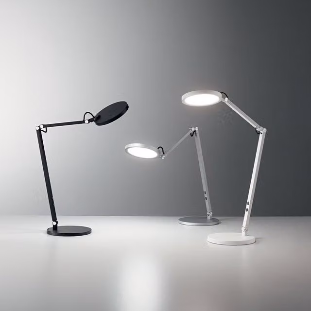 Regina Fabas Luce Lampada da tavolo orientabile in metallo con LED Touch dimmerabile CCT disponibile in nero, bianco o grigio – 3