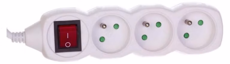 Cavo di prolunga con interruttore - 3 prese, 5 m, bianco 70742