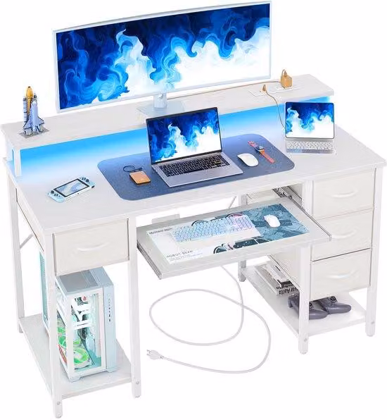 Scrivania da gaming con illuminazione a LED e sistema di archiviazione modulare per uso domestico