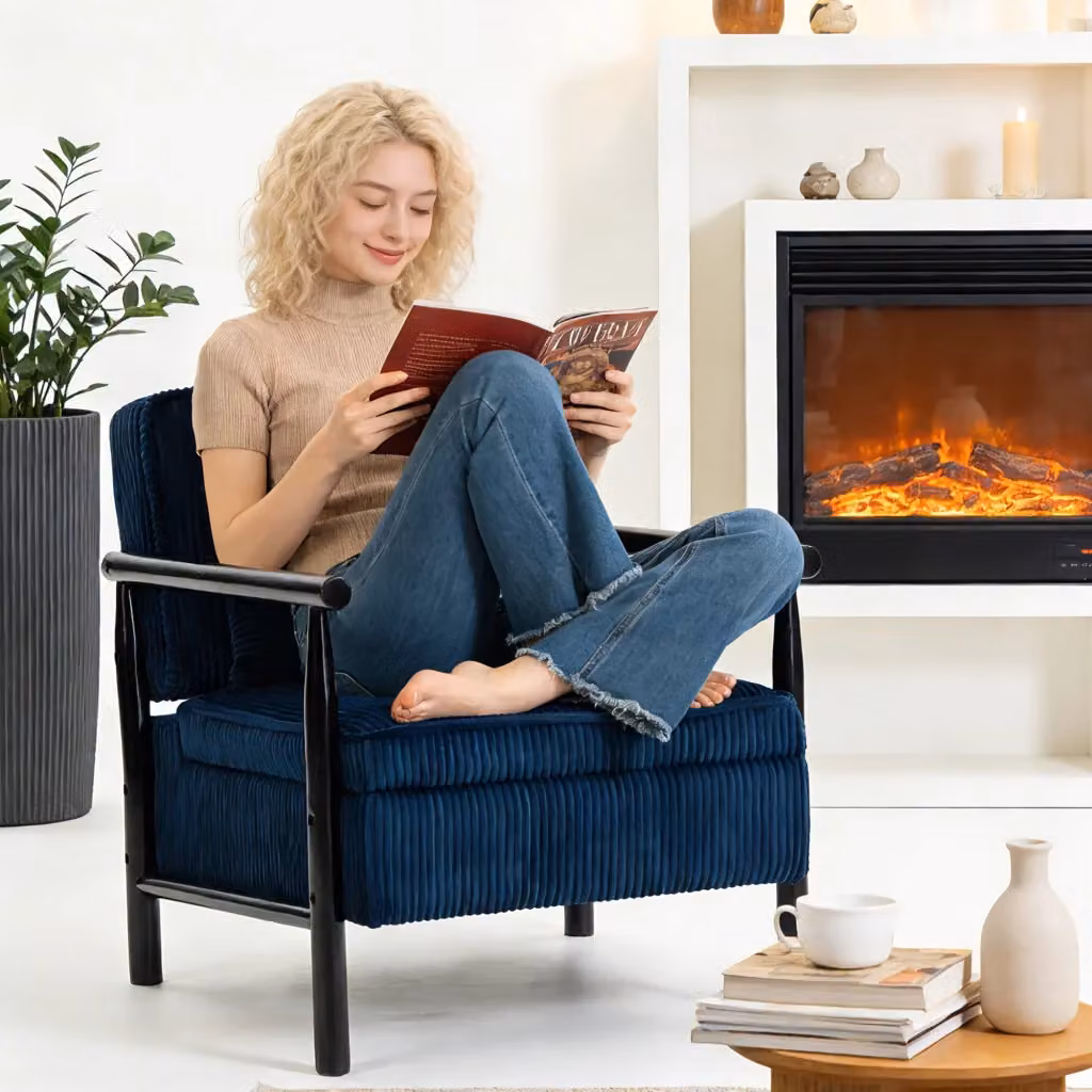 Poltrona Minimal in Velluto Blu con Struttura in Legno Massiccio e Cuscino Lombare – 2