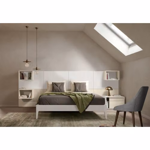 Letto matrimoniale in legno con pannello attrezzato Pepita