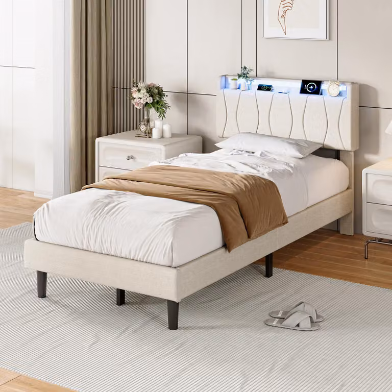Letto imbottito 90x200 cm con illuminazione LED, 2 porte USB e una porta USB-C, rete a doghe, testiera imbottita, rivestito in lino color beige, altezza da terra di 18 cm, senza materasso