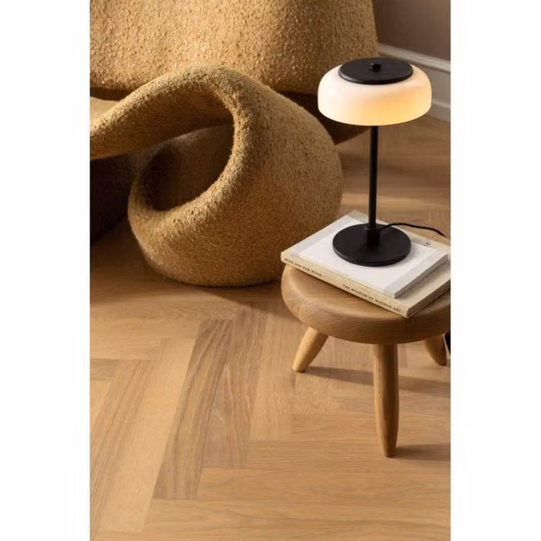 Nuura Aps Lampada da tavolo a LED Blossi, dimmerabile, Nero, Soggiorno / Sala da pranzo, Metallo, Scandinavo, Lampada da tavolo LED
