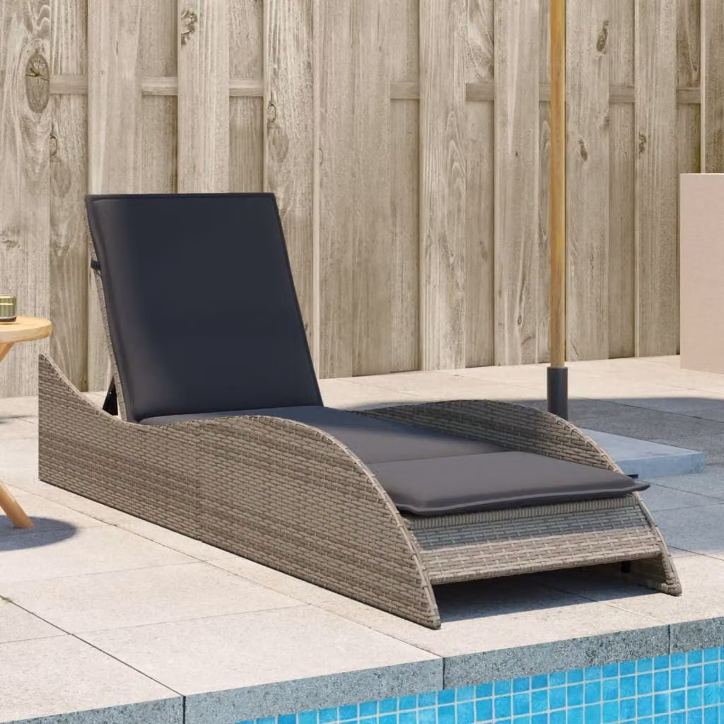 vidaXL Lettino Prendisole in Polyrattan Grigio con Cuscino e Poggiatesta Regolabile L: 60 cm, P: 205 cm, H: 73 cm