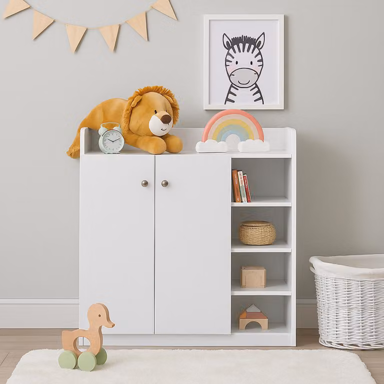 Credenza con 8 ripiani bianchi