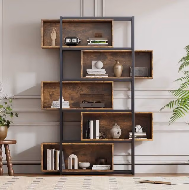 Libreria a 5 ripiani con struttura in tubo d'acciaio nero e finitura effetto legno marrone